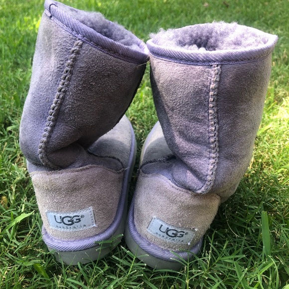 Ugg Classic Short size W5 - Picture 2 of 4